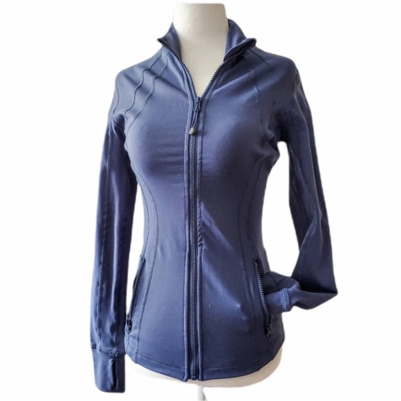 🛍️Box full of 8 Items Size S Mystery Box 🛍️ - Picture 4 of 12